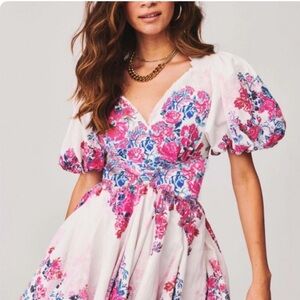 Hemant and Nandita Pink and white Floral Mila Dress in sz Small